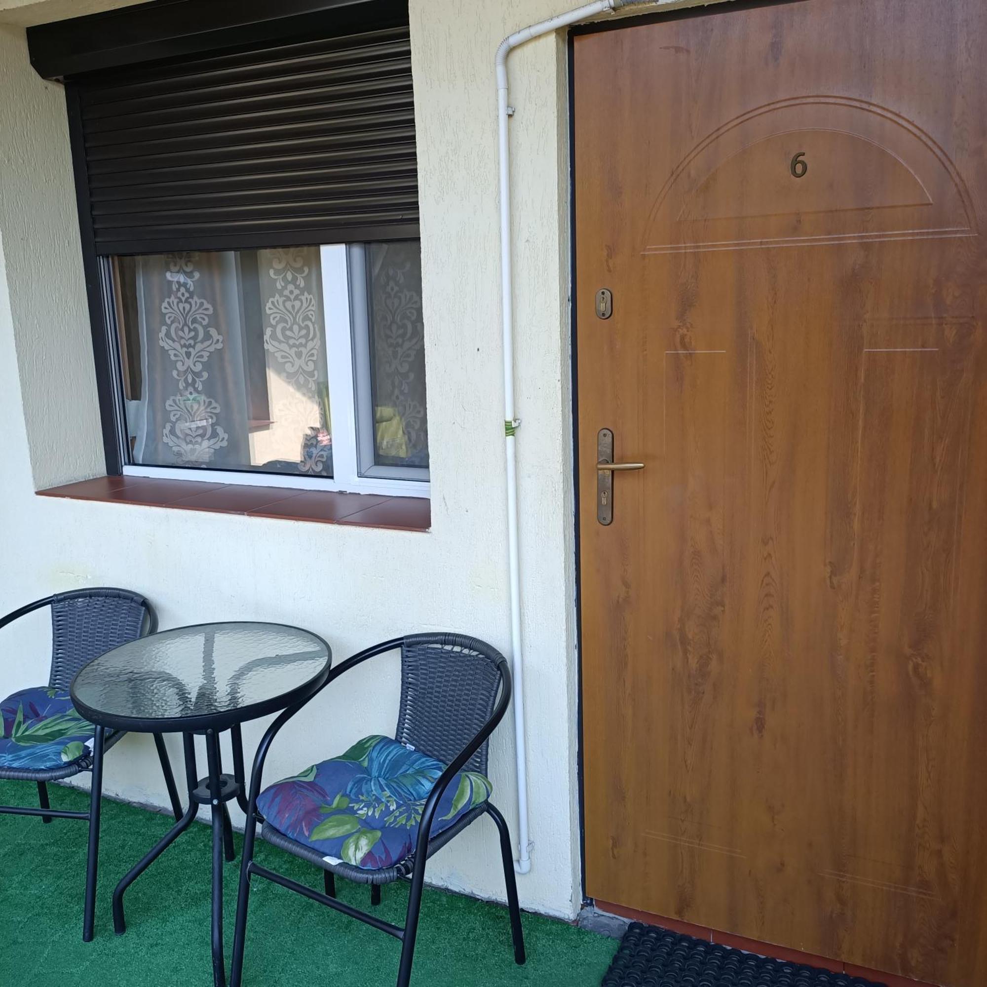 אוקונינקה "Vanilla" Pokoje I Apartamenty Nad Brzegiem Jeziora מראה חיצוני תמונה
