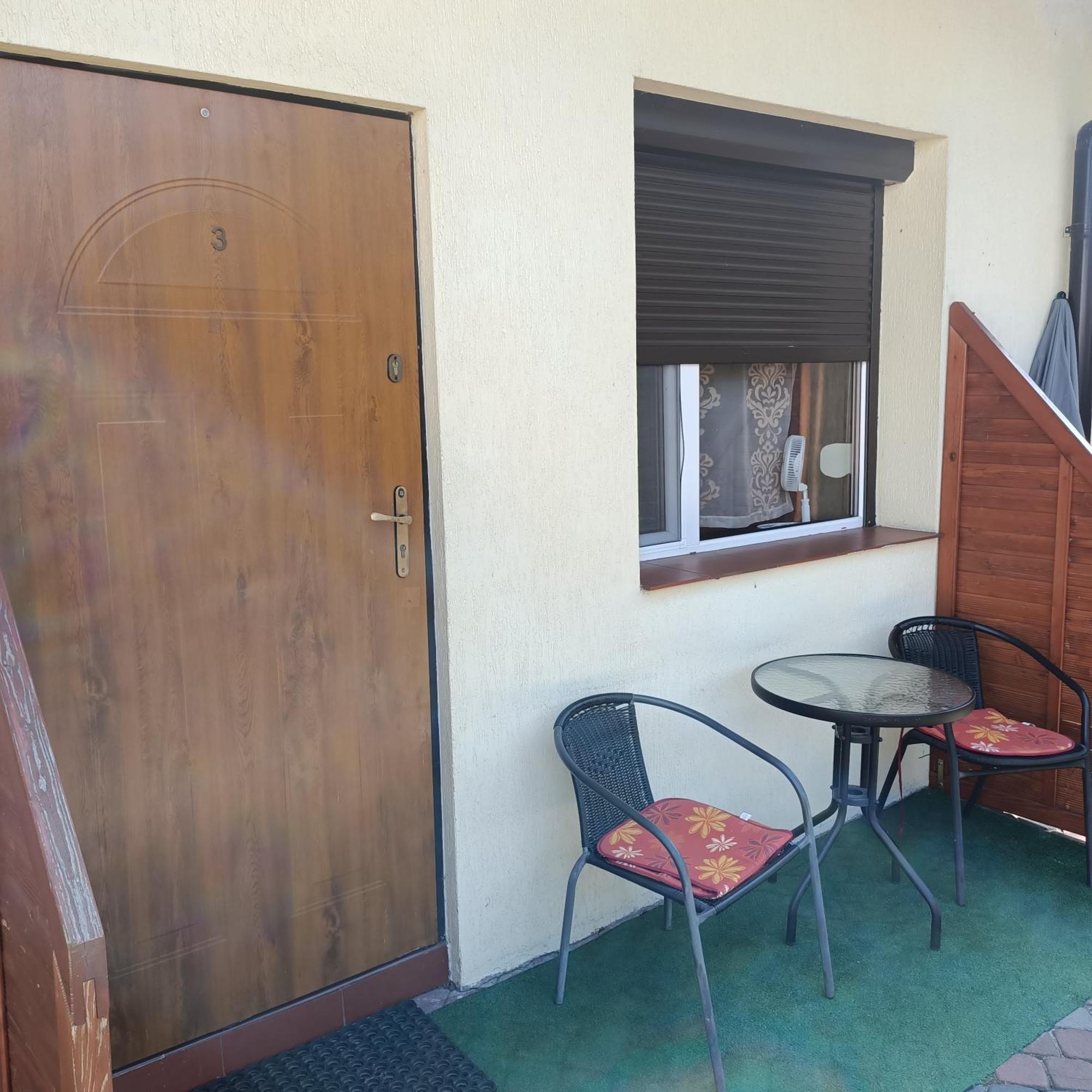 אוקונינקה "Vanilla" Pokoje I Apartamenty Nad Brzegiem Jeziora מראה חיצוני תמונה