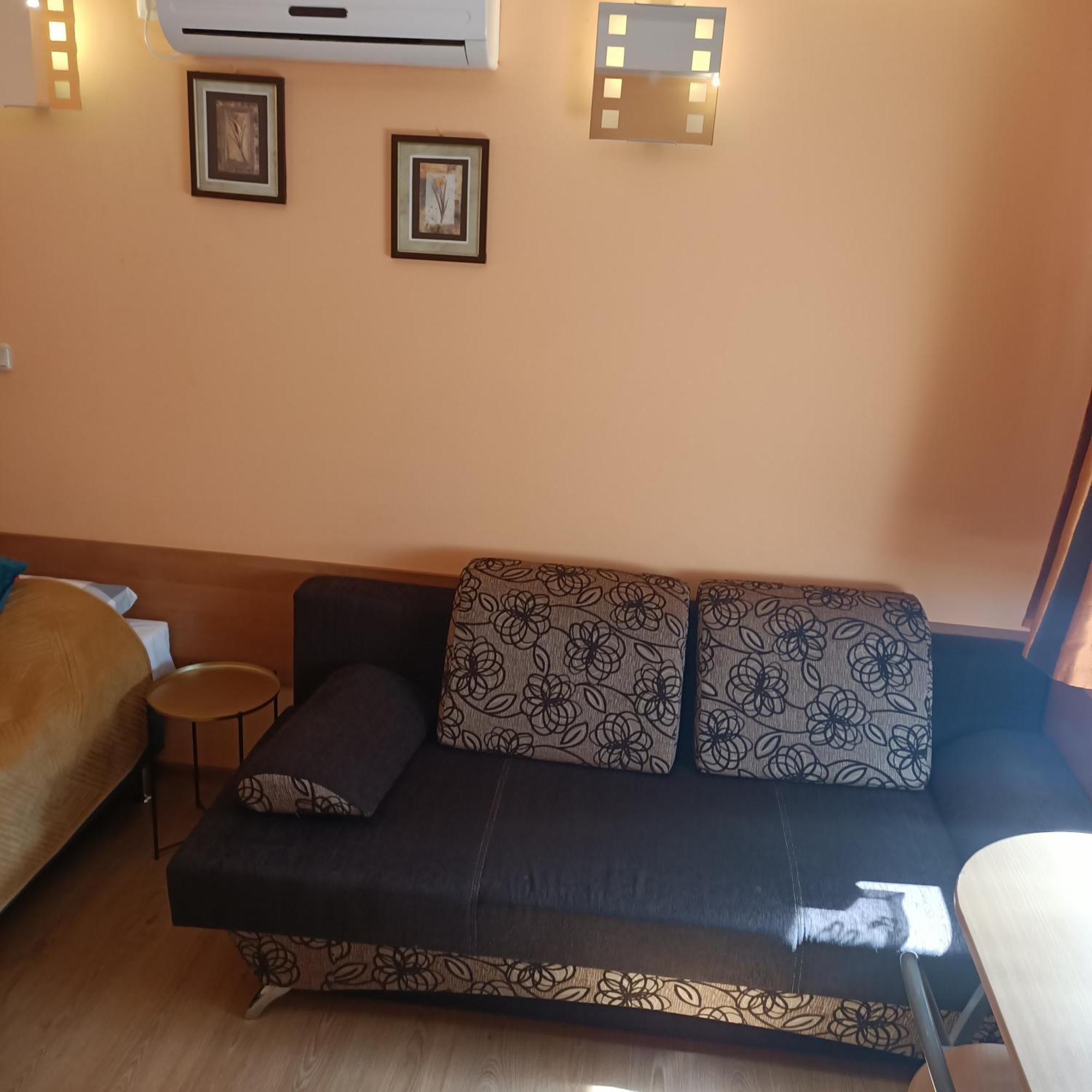 אוקונינקה "Vanilla" Pokoje I Apartamenty Nad Brzegiem Jeziora מראה חיצוני תמונה