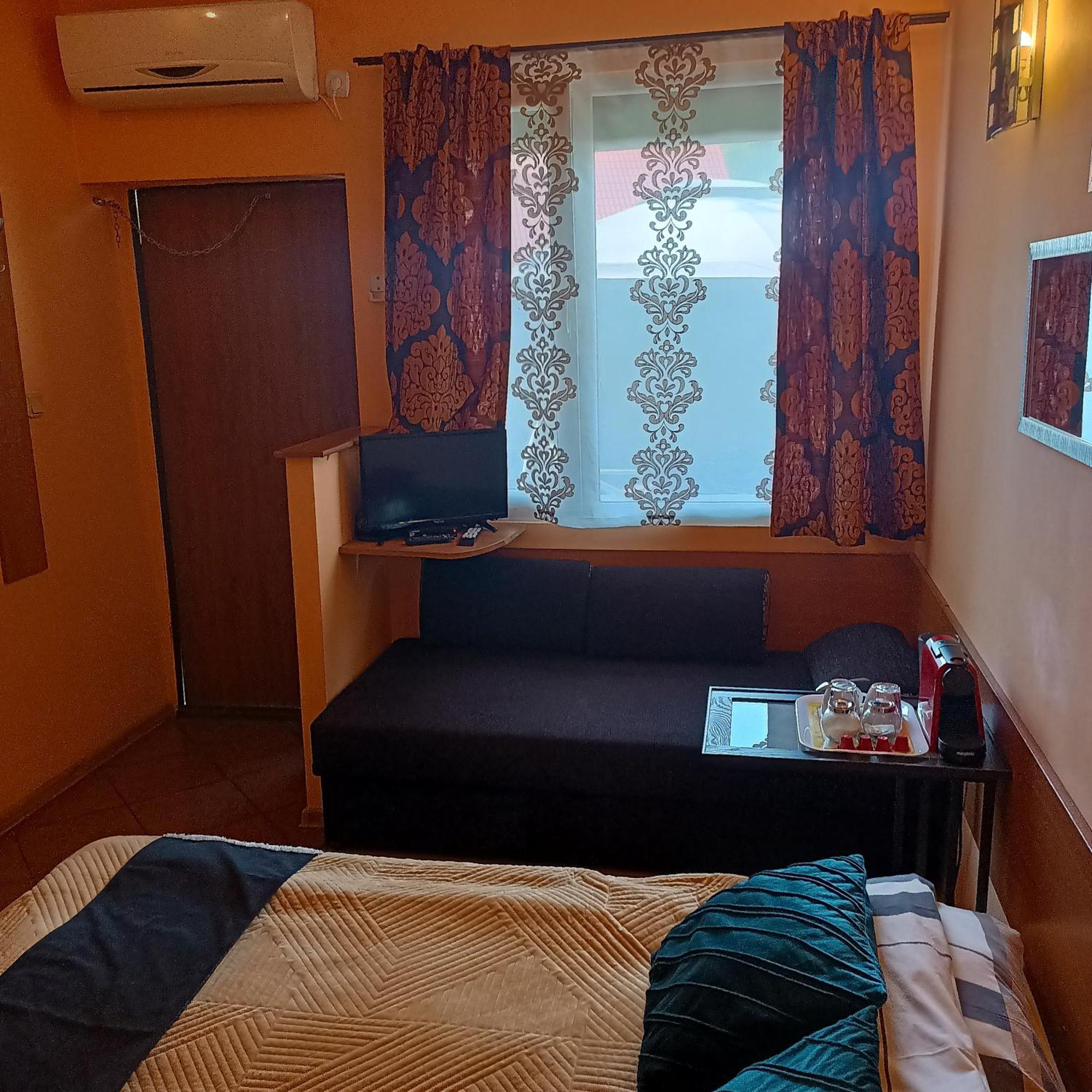 אוקונינקה "Vanilla" Pokoje I Apartamenty Nad Brzegiem Jeziora מראה חיצוני תמונה