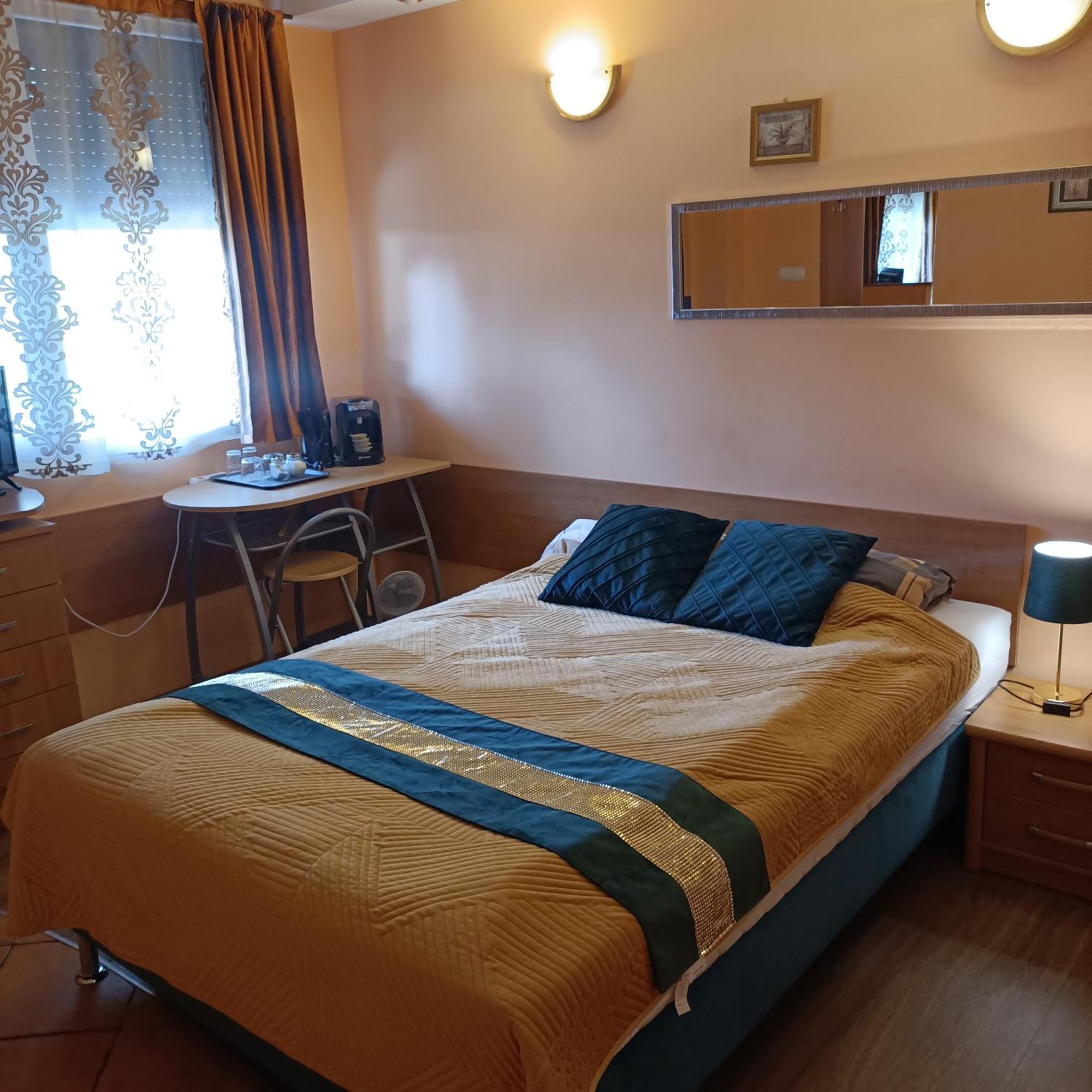 אוקונינקה "Vanilla" Pokoje I Apartamenty Nad Brzegiem Jeziora מראה חיצוני תמונה